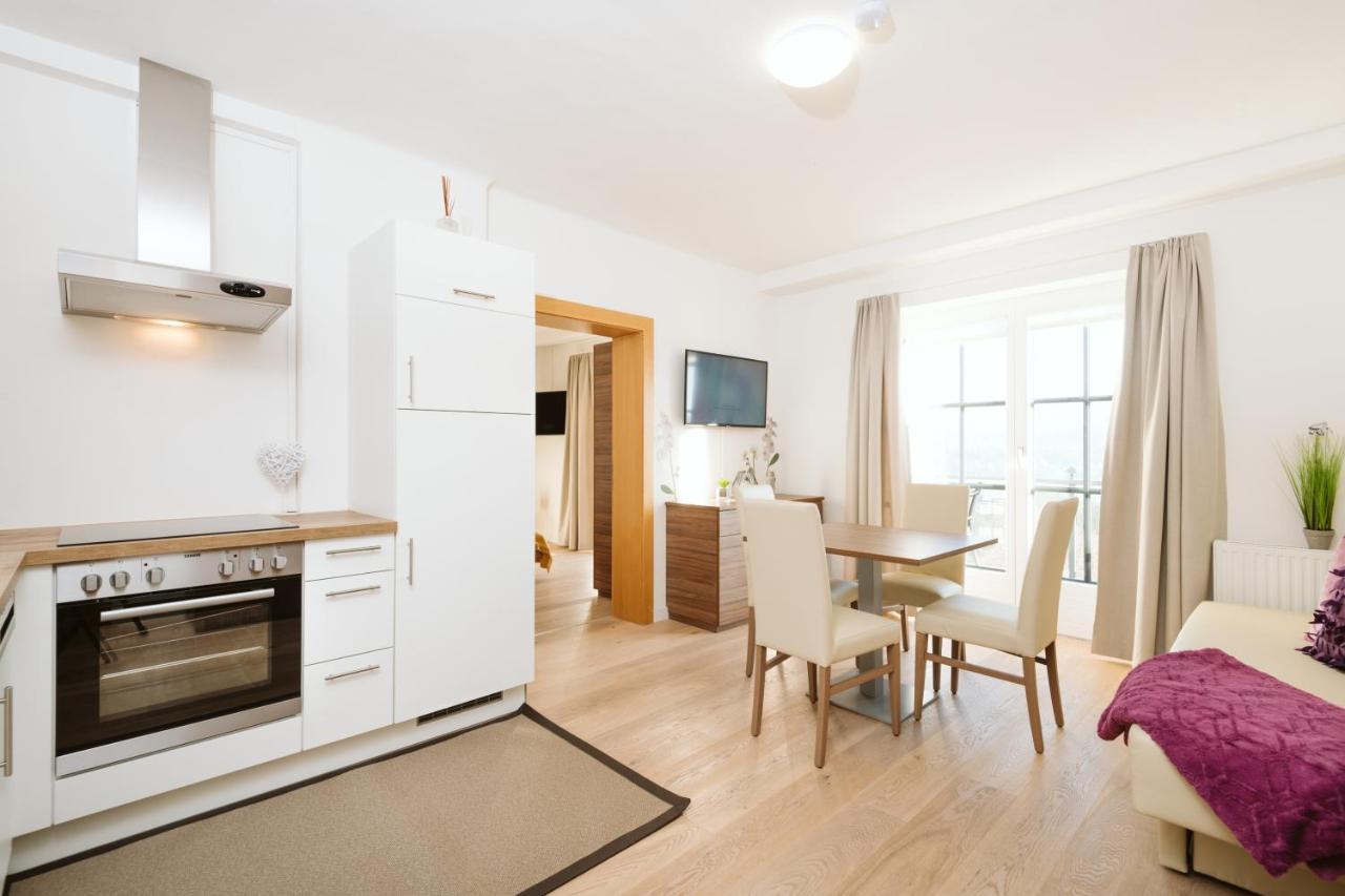 Haus Aussicht - Ferienwohnungen Velden Velden am Wörthersee Zewnętrze zdjęcie