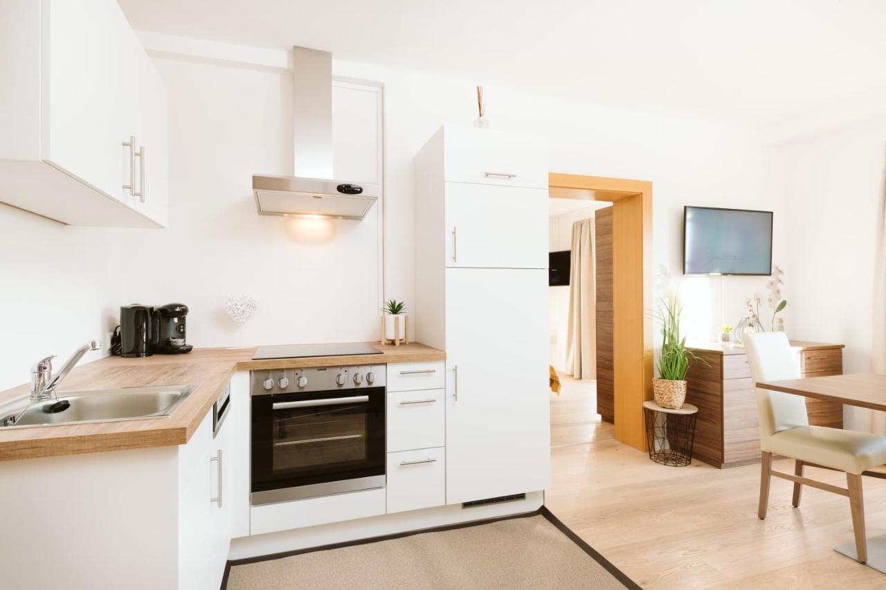 Haus Aussicht - Ferienwohnungen Velden Velden am Wörthersee Zewnętrze zdjęcie