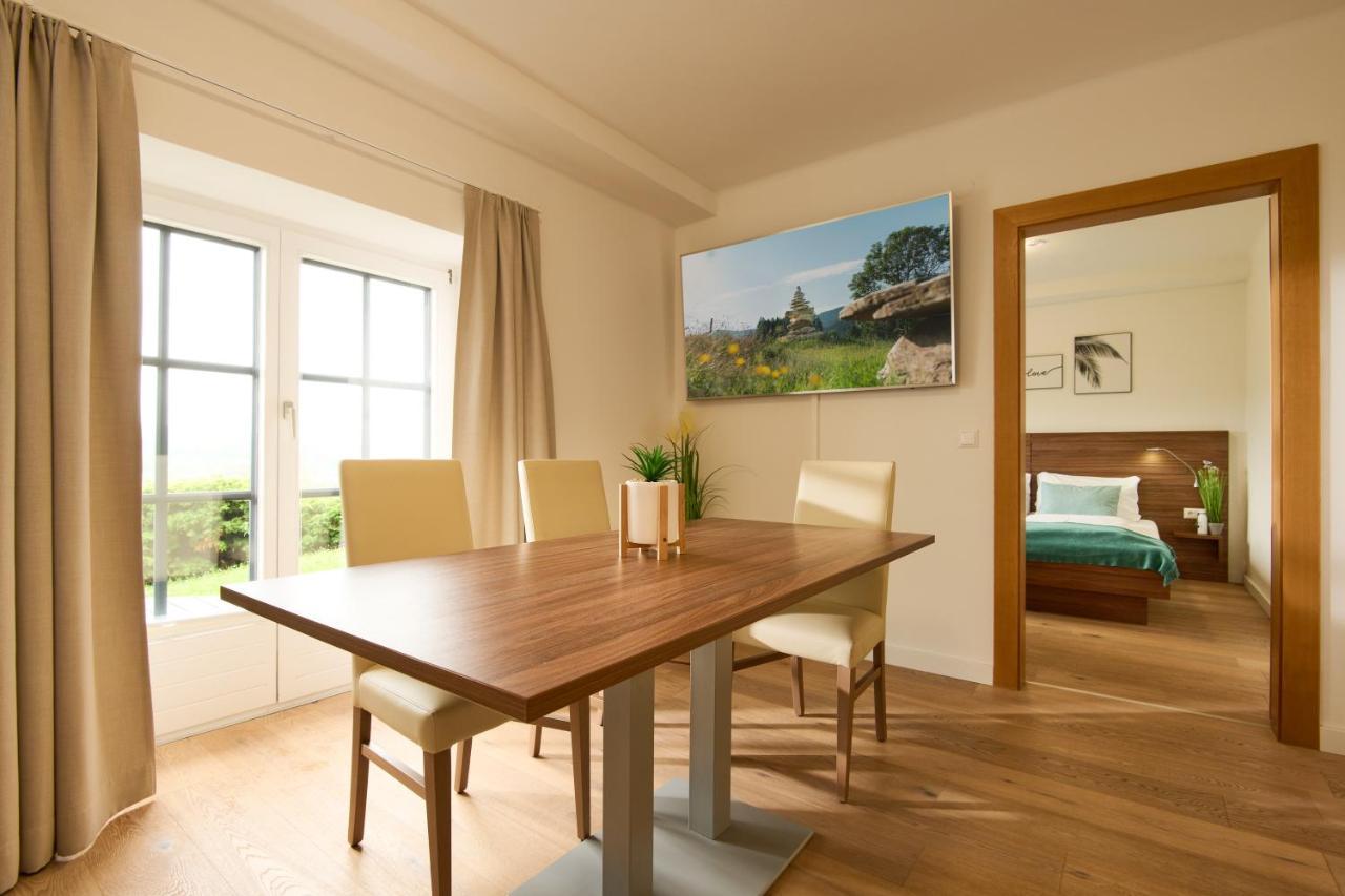 Haus Aussicht - Ferienwohnungen Velden Velden am Wörthersee Zewnętrze zdjęcie